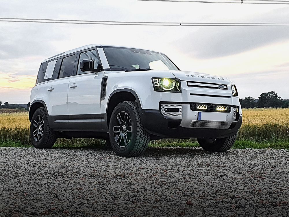 Land Rover Defender 2020- Lazer Lamps Triple-R 750 Elite Grill Integration  Kit