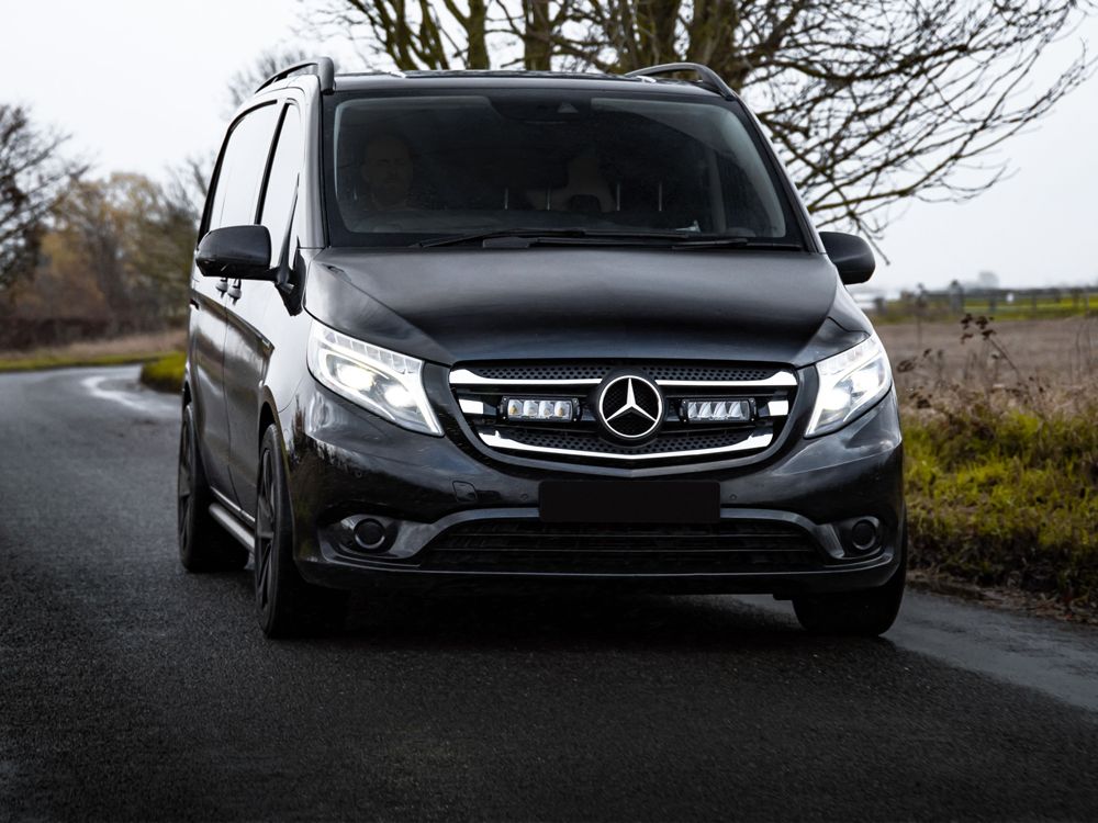 Mercedes Metris (2015+) - Grille Mount Kit